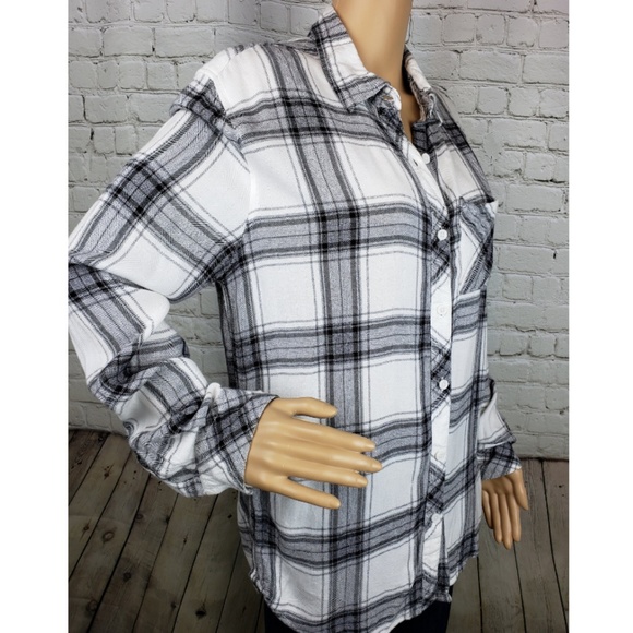 Beach Lunch Lounge Plaid Button Down Shirt - Picture 3 of 6